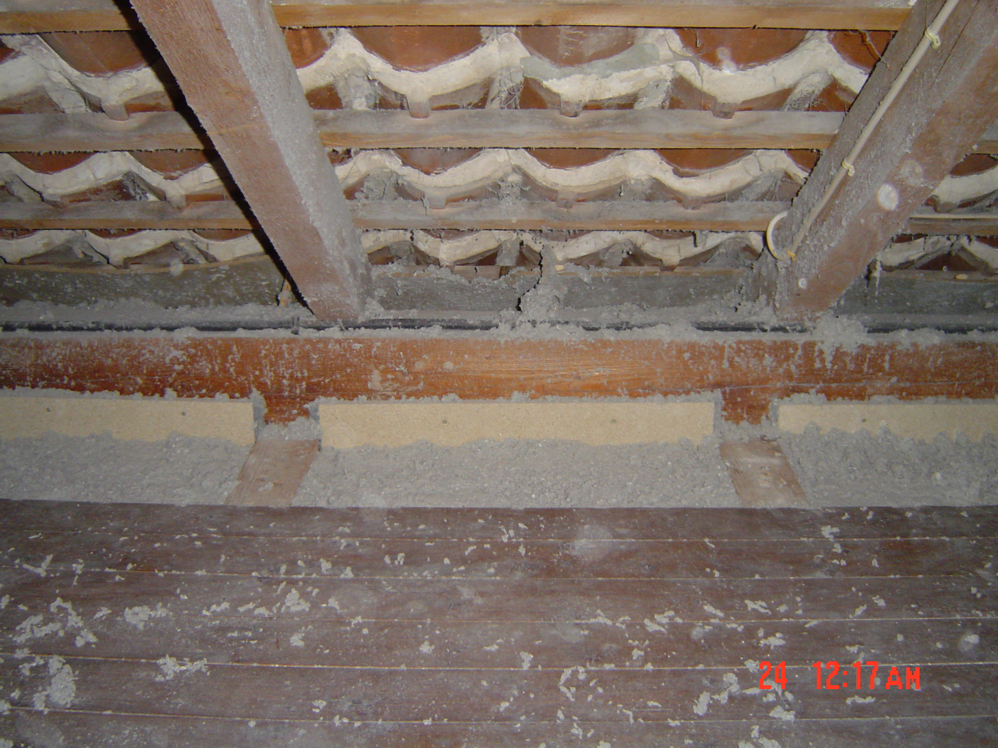 Holzbalkendecken | Niedrig-Energie-Institut